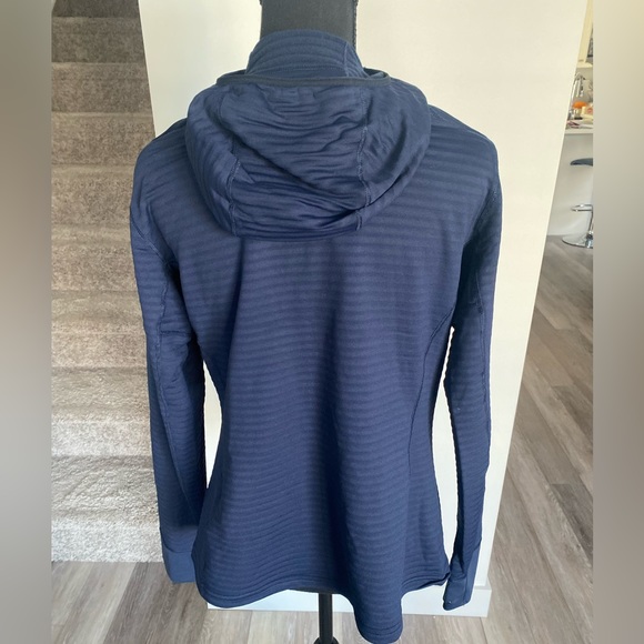 Mammut Light Hooded Jacket - Picture 4 of 7